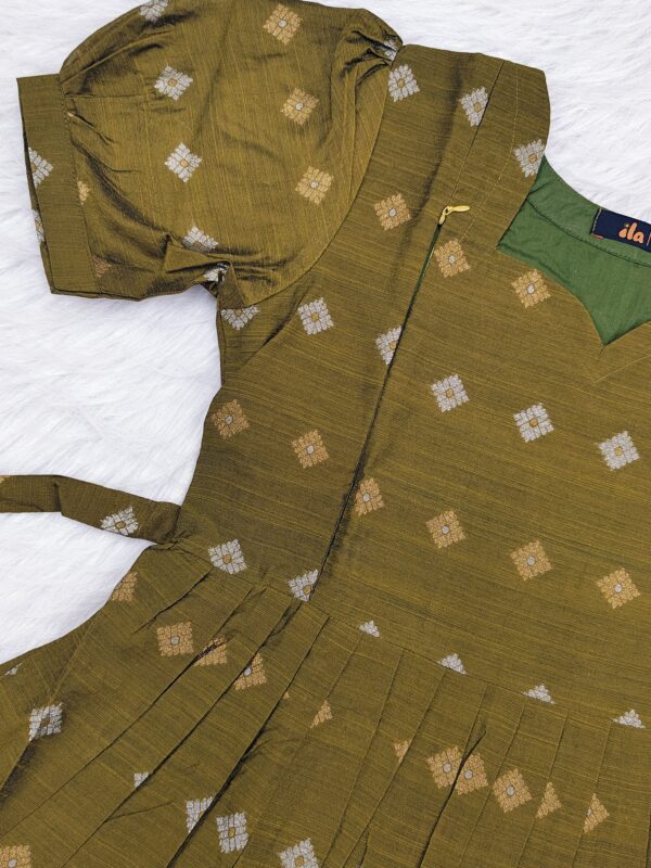 MEHANDI GREEN | ZIPPER