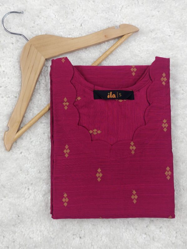 RETRO PINK | STRAIGHT CUT